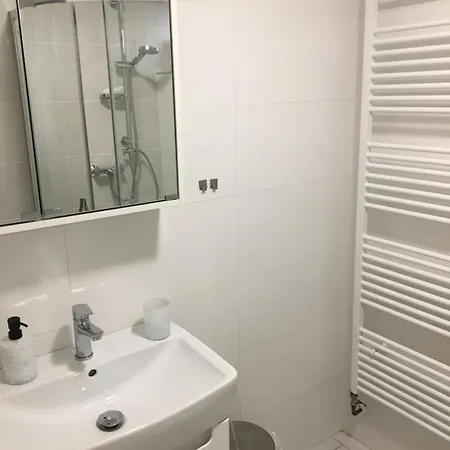 V Soukromi Luzne Habitación en casa particular